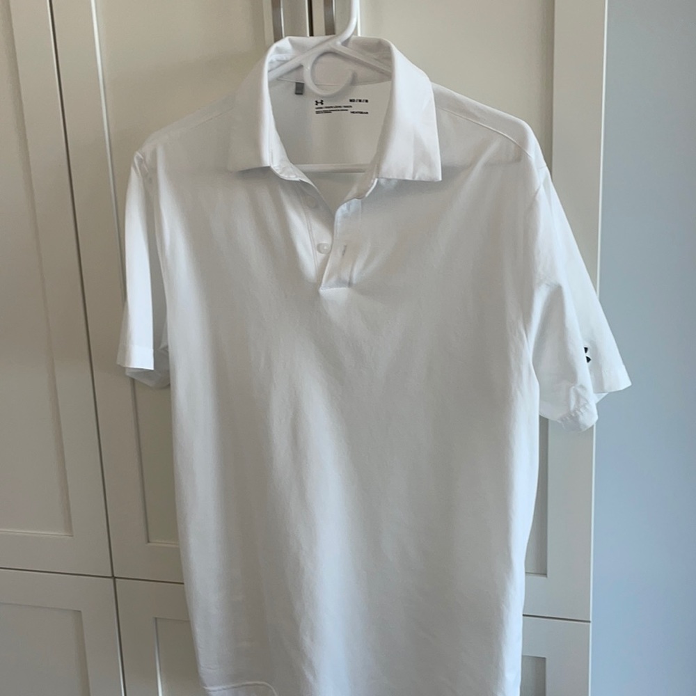 Men’s Heatgear open neck white shirt